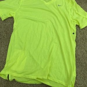 NIKE RUNNING SHIRT- HIGHLIGHTER YELLOW